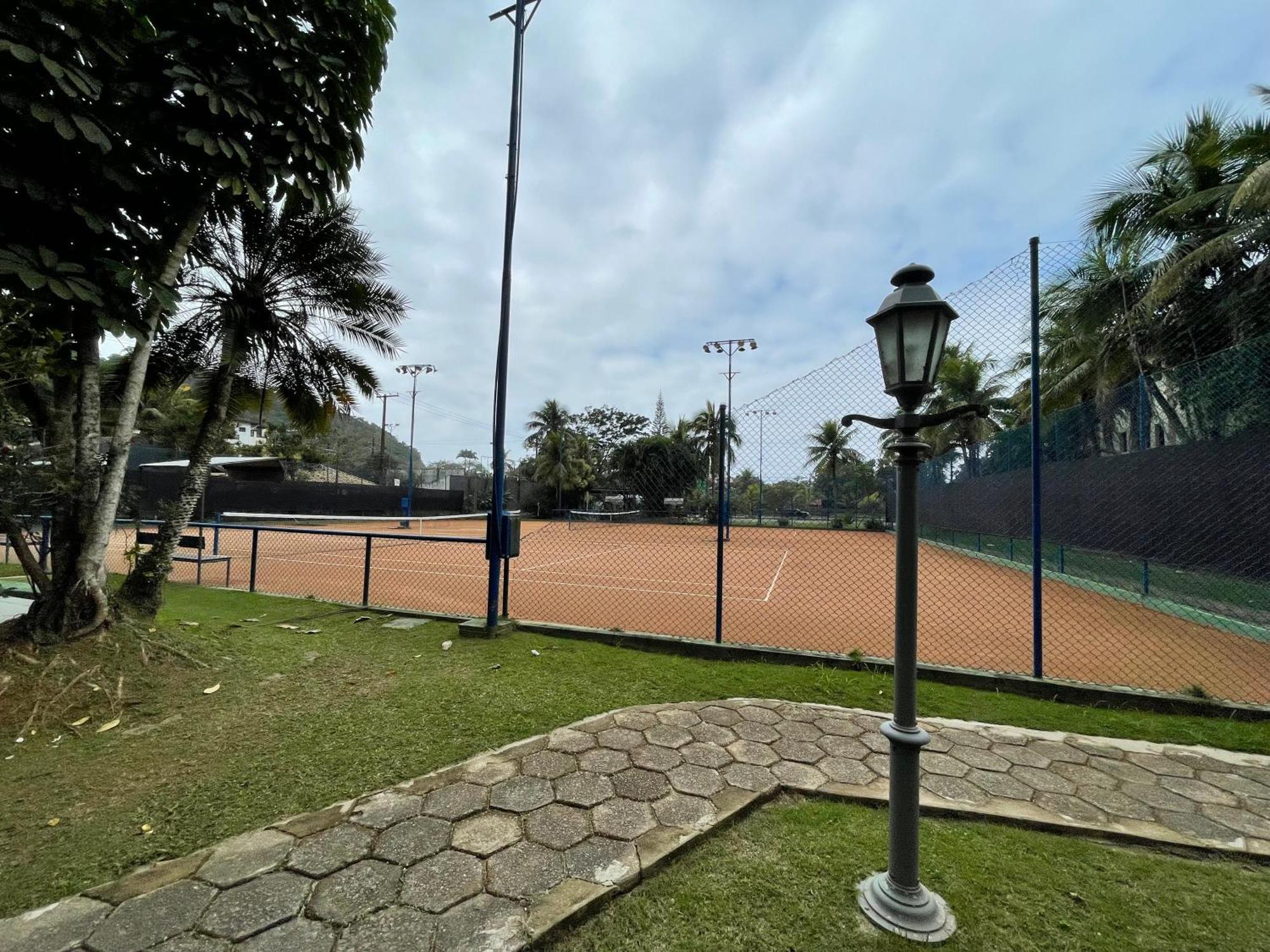 Paraiso Condominio Wembley Tenis G-302 Ubatuba Eksteriør bilde