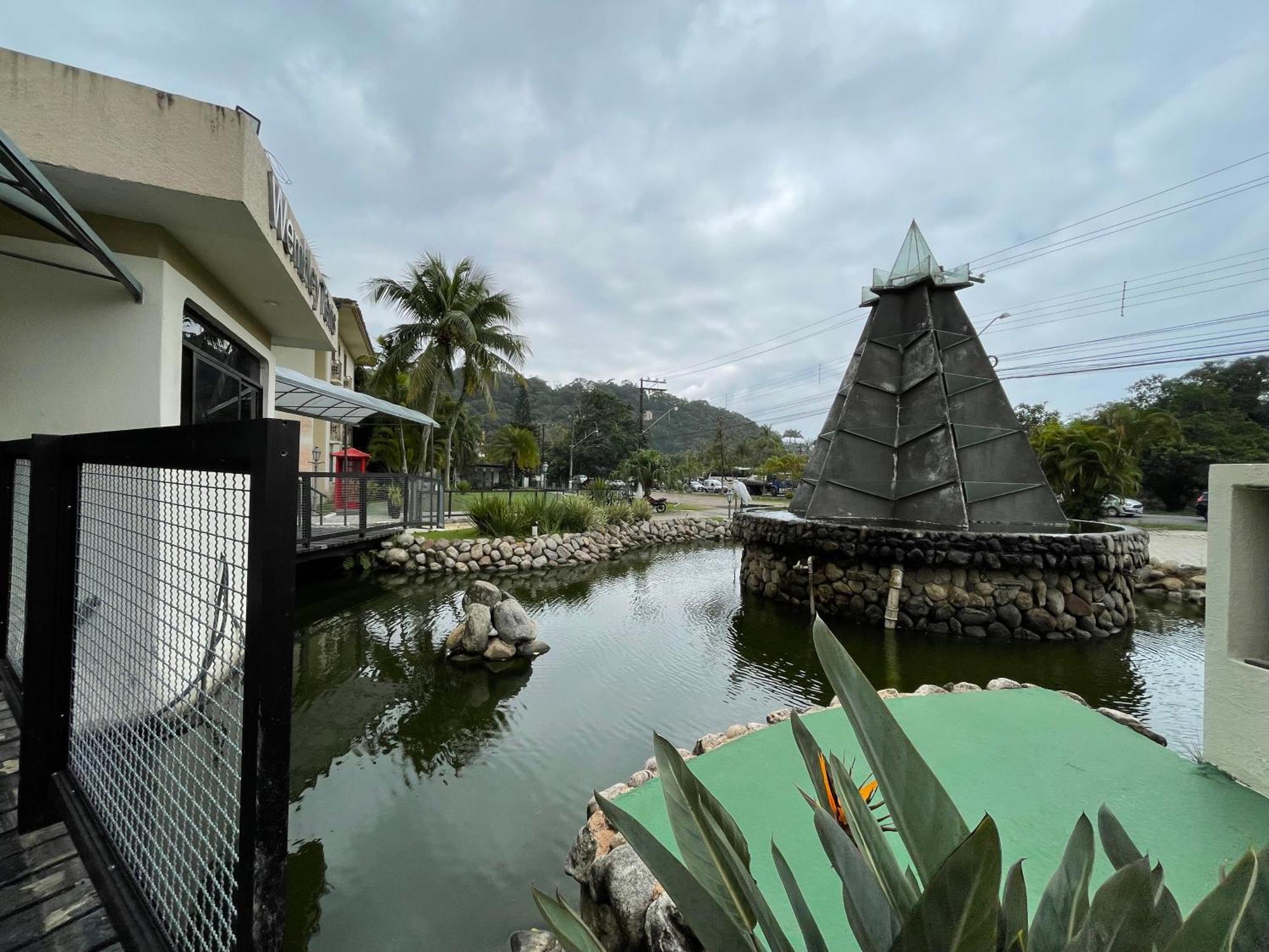 Paraiso Condominio Wembley Tenis G-302 Ubatuba Eksteriør bilde